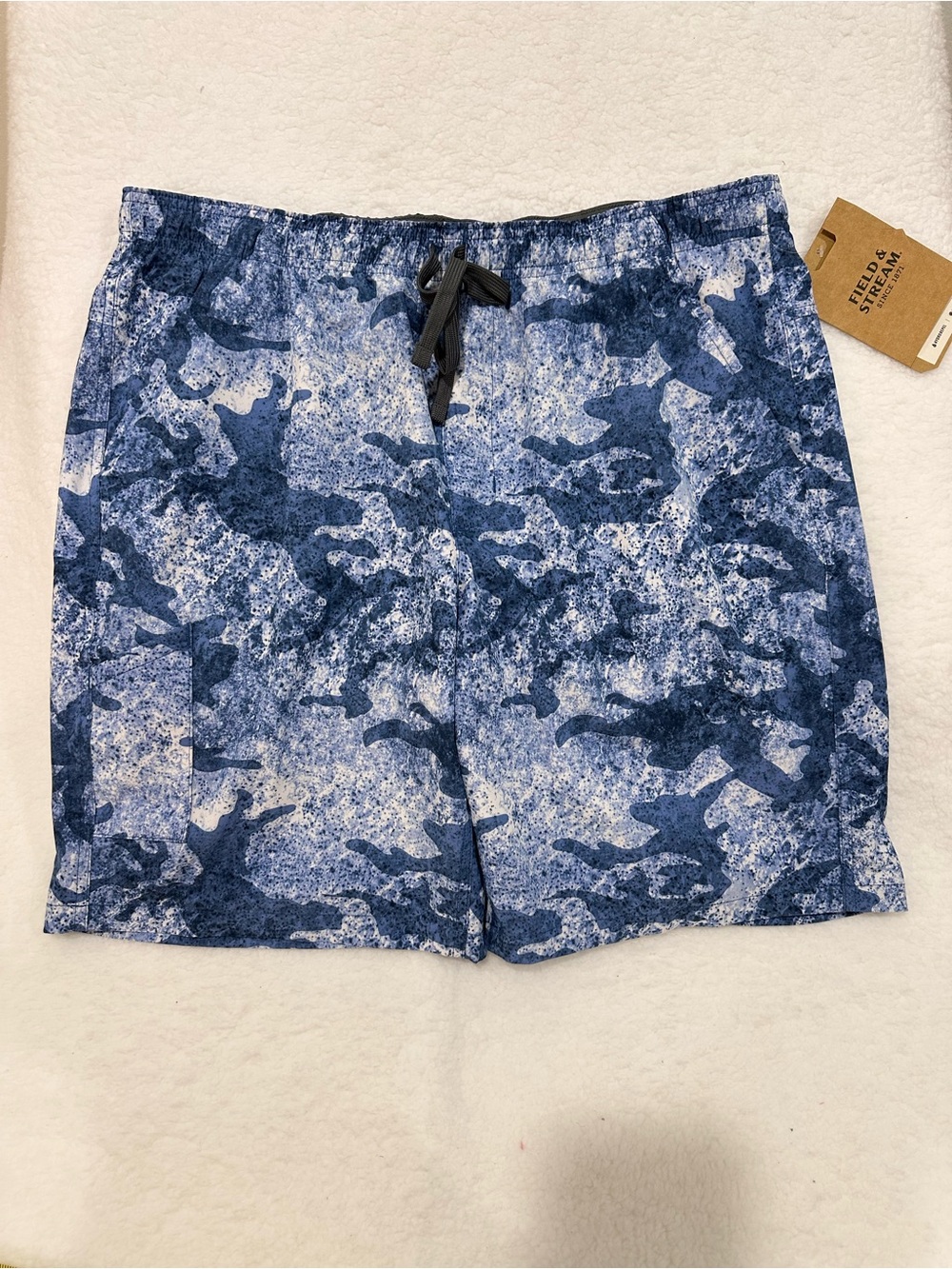 Field & Stream Men's Blue Camo Shorts